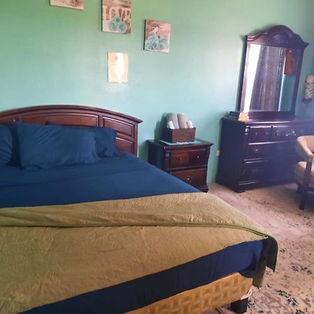 בליז סיטי Db Tower Vacation Rental מראה חיצוני תמונה